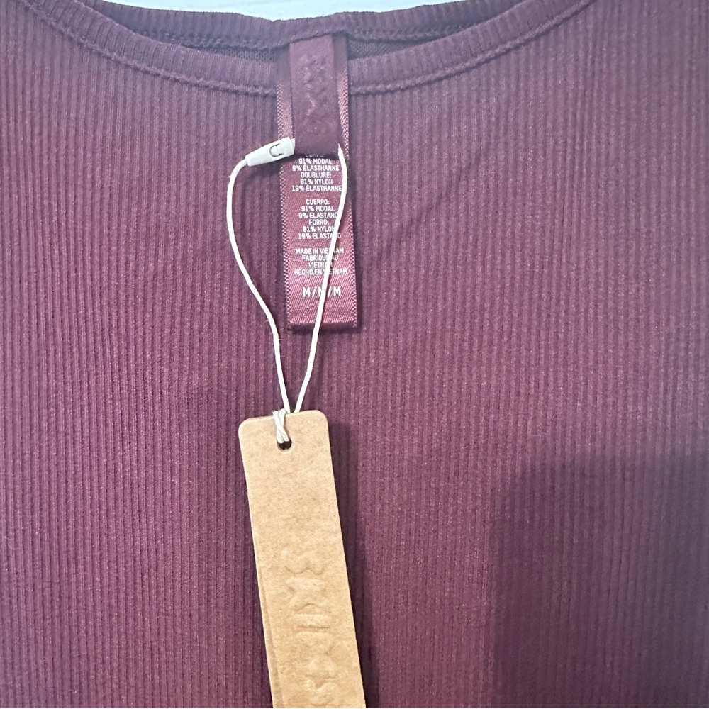 SKIMS DRESS NEVER WORN